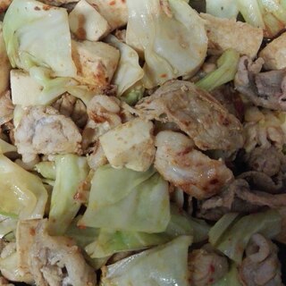 豆腐とキャベツ、豚肉のピリ辛炒め